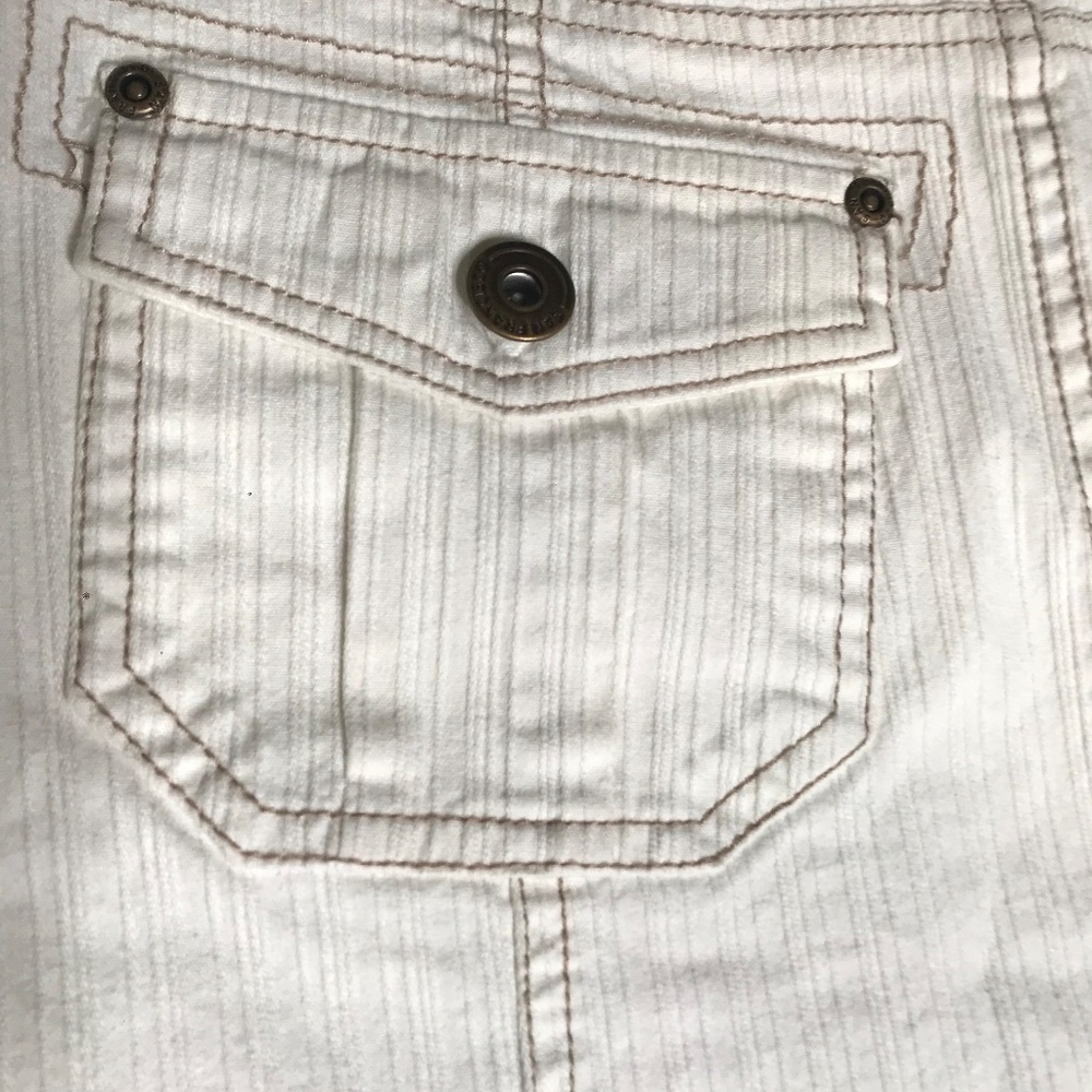 White Denim A-Line Skirt with Front Pockets | Casual Summer Mini - Picture 6 of 15